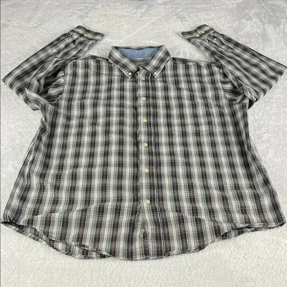 Haggar Men's Size Large Button Down Black/White/Red‎ Plaid Shirt