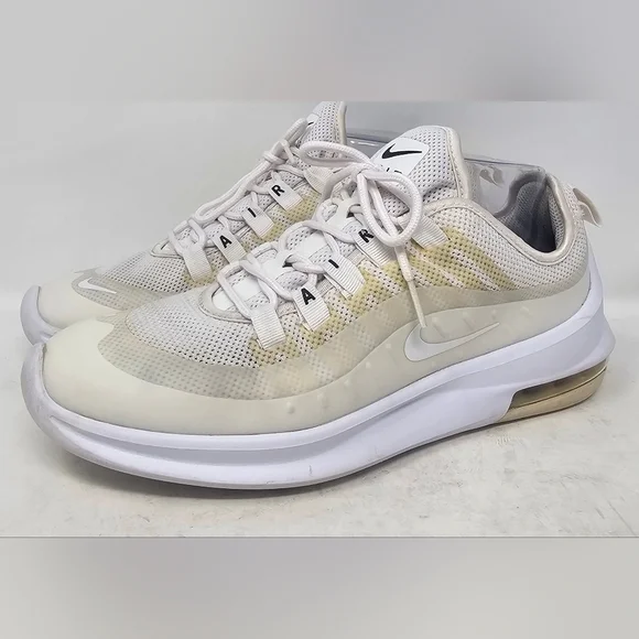 Nike Women's Air Max Axis Triple White Athletic Sneakers SZ 8.5 Style AA2168-100