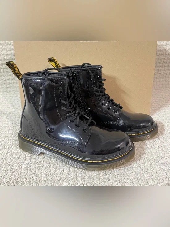 Dr. Martens Kids Black Patent Leather Lace-Up Boots Size US 2 No Box