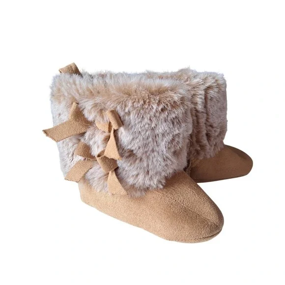 First‎ Steps NWOT Baby Toddler Boots Tan Suede Faux Fur Lined Bows Size 3 6M