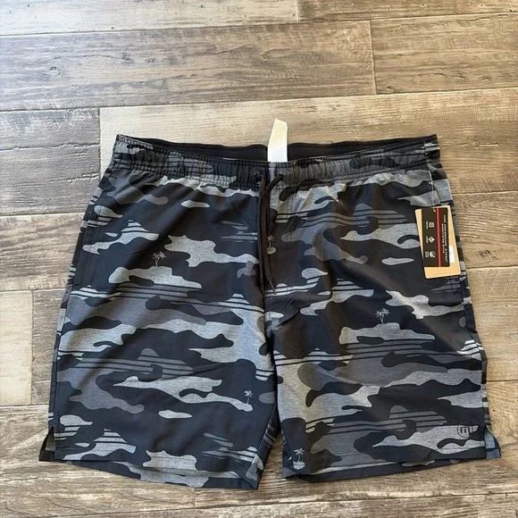 Travis‎ Mathew Mens 7