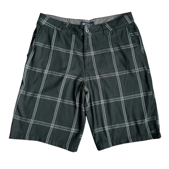 O’Neil Men’s Black with Gray and White plaid design size 34