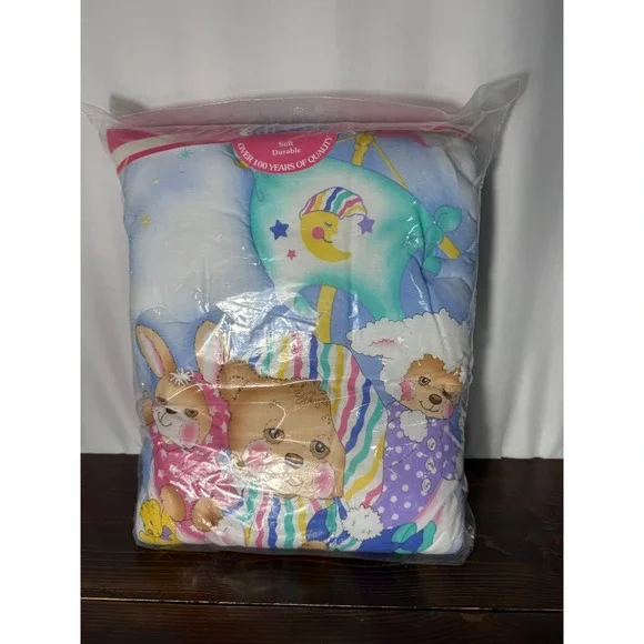 Vintage‎ Riegel Teddy Beddy Bear Friends Crib Comforter Made in USA 33x42 NIP