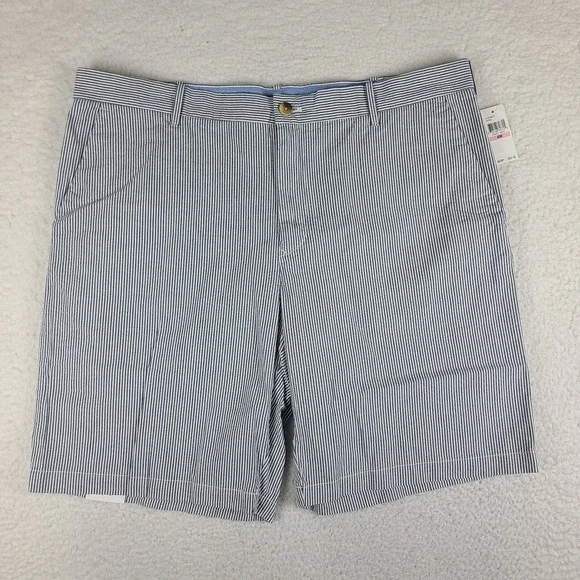 IZOD Shorts Mens 40 Blue Striped 9