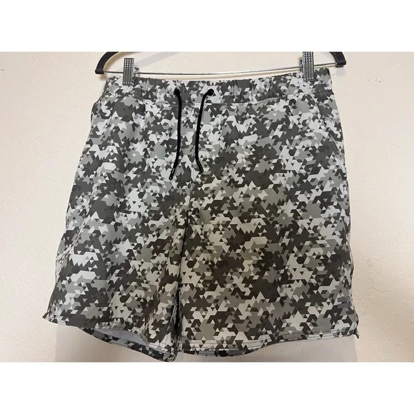 Projek Raw Shorts Mens Large Digital Camo Lined Performance Stretch Athletic