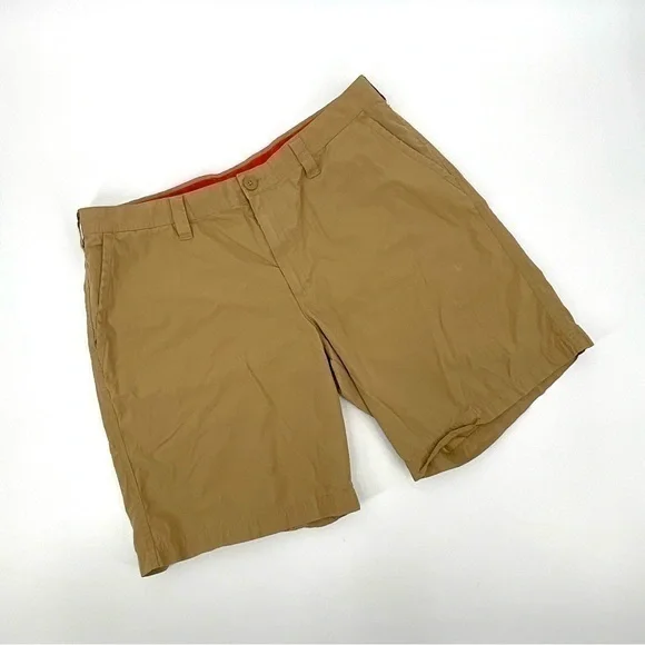 Columbia Khaki Light Weight Shorts Size 38‎ L6