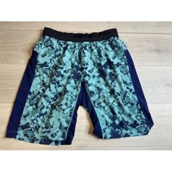 Lululemon THE Short Mens Large‎ Blue Digital Camo Active Workout Athleisure Gym