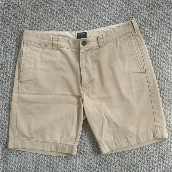 J. Crew Men's Beige Tan Gramercy Khaki Shorts, 9” size 33w