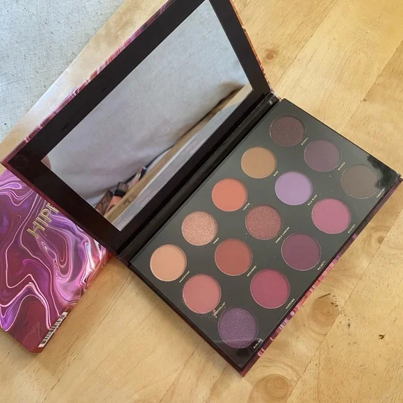 Hipdot Zion Eyeshadow Palette