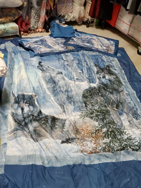 New Wolf Winter Scene Comforter Set - Unbranded