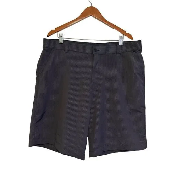 Under Armour Black Stripe Shorts  Size 40‎