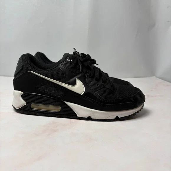 Nike Air Max 90 Womens Shoes Black White CQ2560-001 Sneakers Size 9