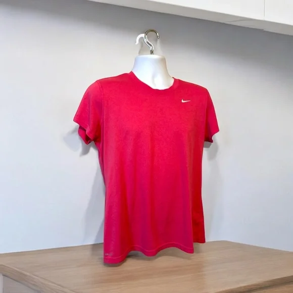 NIKE T-Shirt.  Size XL