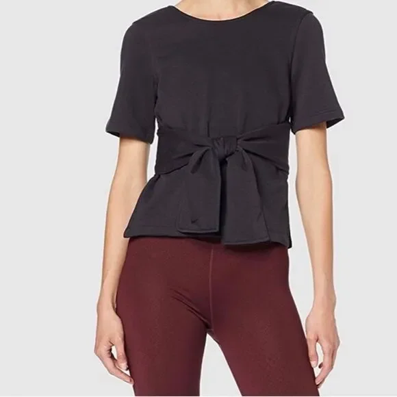 Nike Studio Yoga Top
