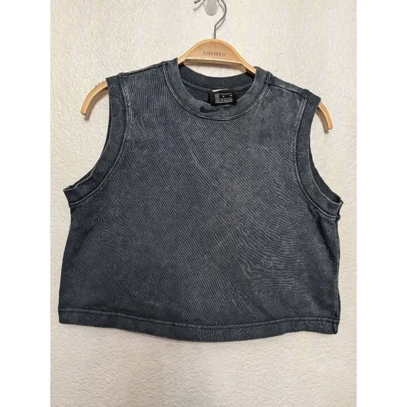 Nike top for women