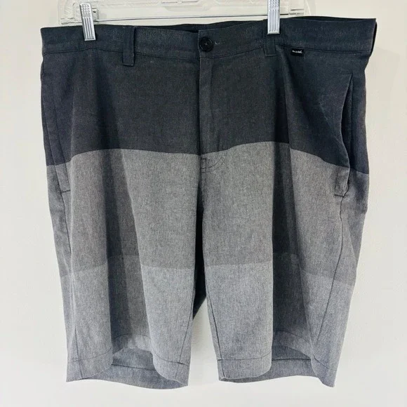 Travis Mathew Gray Stripe Flat Front Performance Golf Chino Shorts Size‎ 34