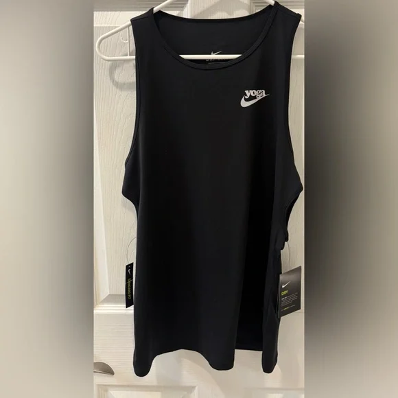Nike Black‎ Yoga Tank