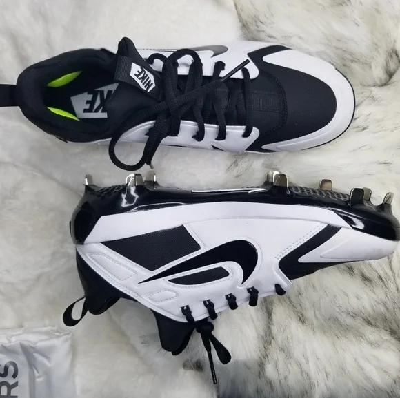 Nike Baseball Cleats atheltic shoes cleats new