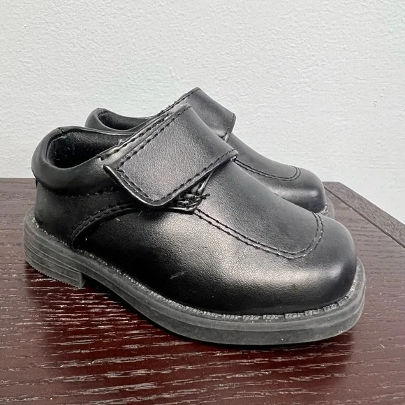 Tiny Toes-Black Baby Shoes with Velcro, Size:3, Pre-Owned‎