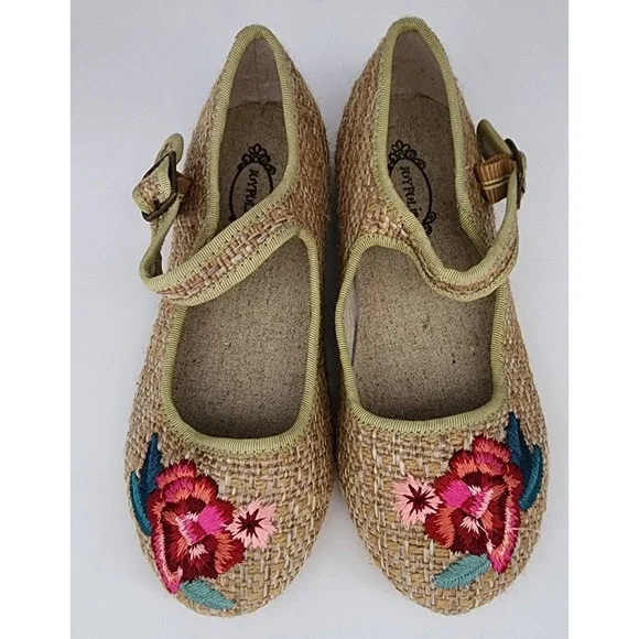 Joyfolie Brielle Mary Jane Kids Size Y1 Tan Floral Embroidered Woven Shoes NEW