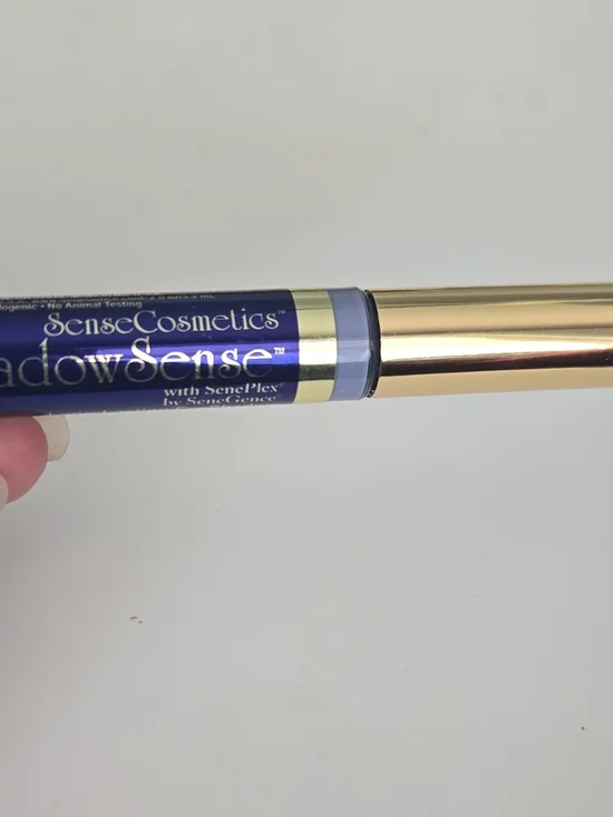 SeneGence ShadowSense Cream Eyeshadow Stick — Periwinkle