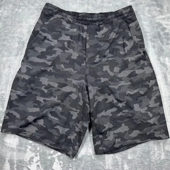 Lululemon THE Short 9 Lined Mens Small Grey Black Camo Athletic Training Running