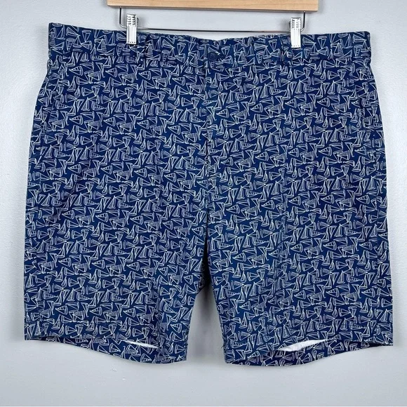 Vineyard Vines Men's Cotton All Over Saliboat Print Chino Shorts Size 42; Preppy