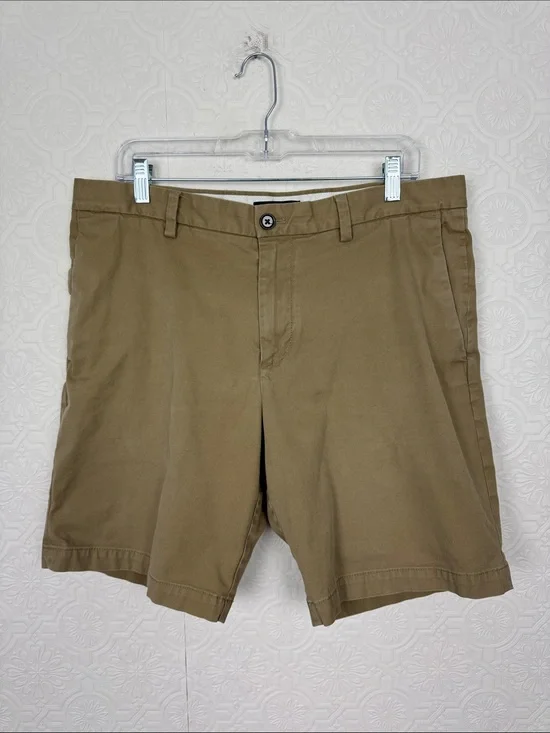 Banana Republic Aiden Shorts Men’s Size 34 Khaki Stretch Chino Casual