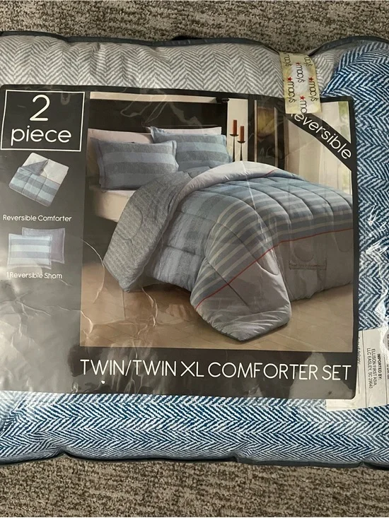 Macy's Light Blue and Gray Striped Twin/Twin XL Comforter Set