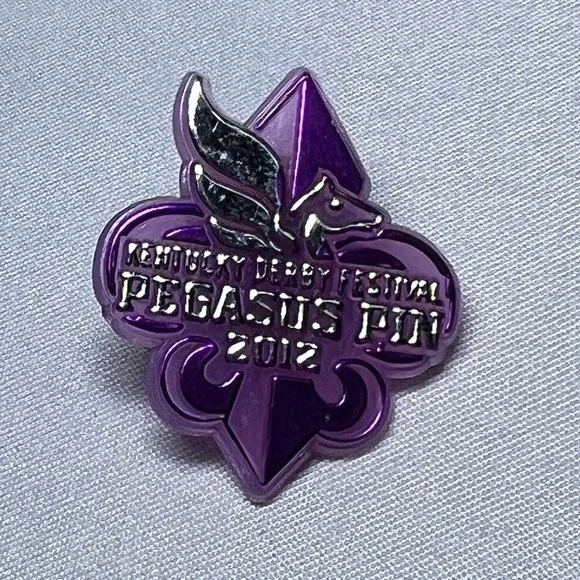Kentucky Derby Festival Pegasus Pin 2012 Purple Plastic‎ vintage Churchill Downs