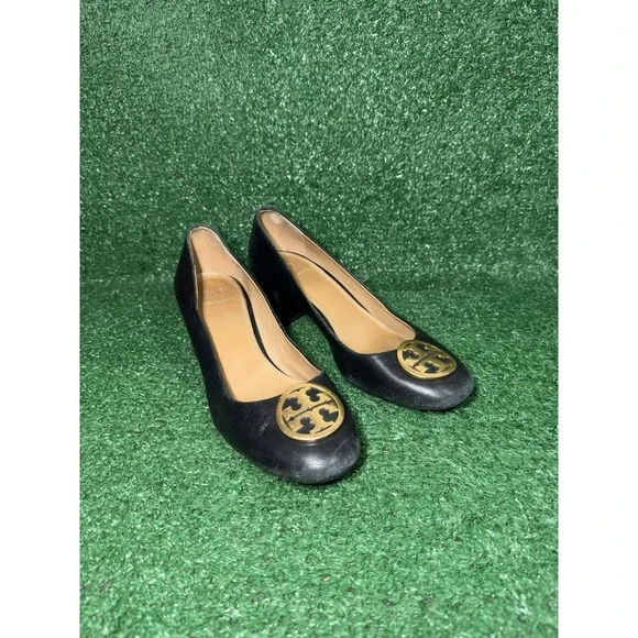 Tory Burch Womens Size 8.5 US Black Leather Round Toe Block Heel Pumps Slip On