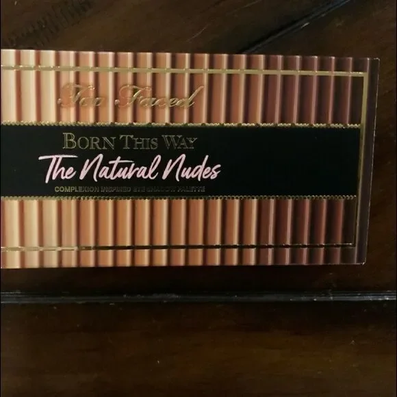 BRAND NEW Two Faced Born This Way Natural Nudes Eyeshadow