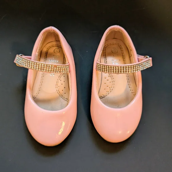 Pink Patent Leather Kids Shoes with Rhinestone Strap