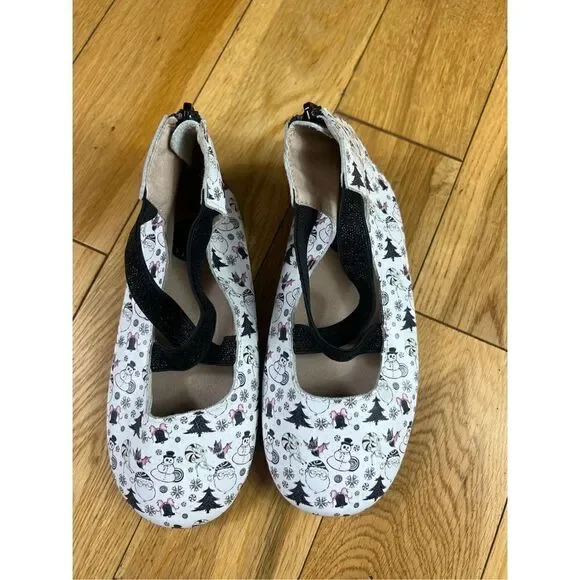 Spellbound Soles Girls Christmas Shoes Size 13