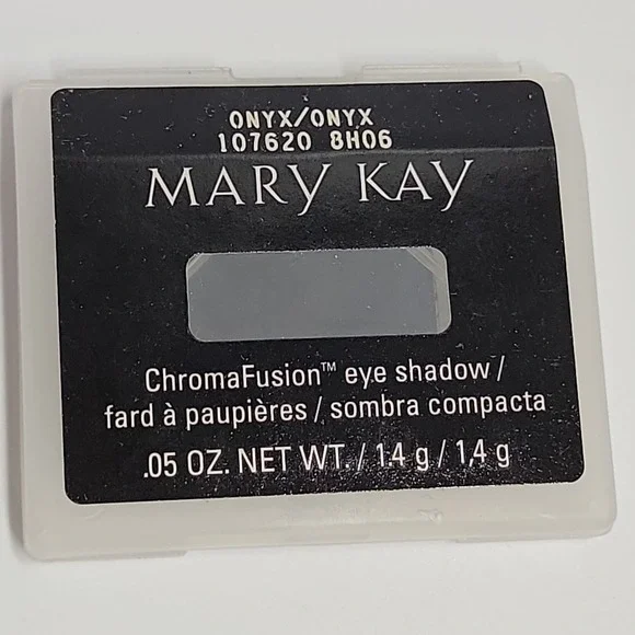 Mary Kay ChromaFusion Eye Shadow Onyx Matte Black .05 oz 107620