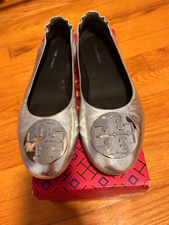 Tory Burch Claire Flat