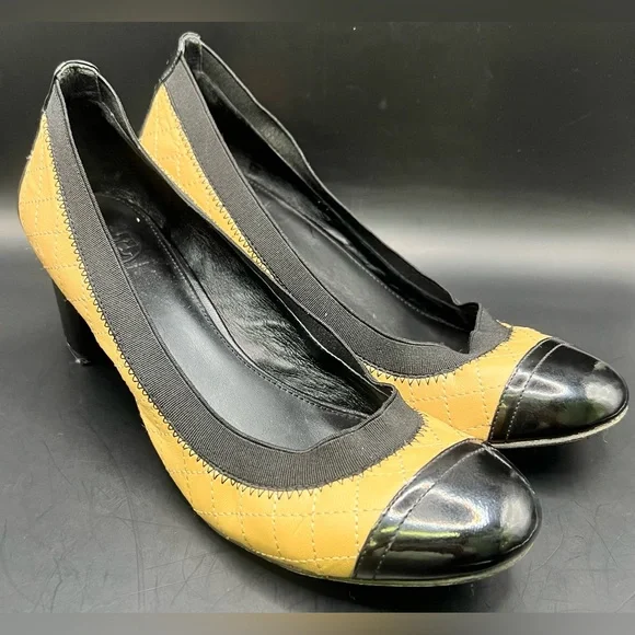 Tory Burch‎ Black and Tan Heels, Pre-Owned, Size: 10M