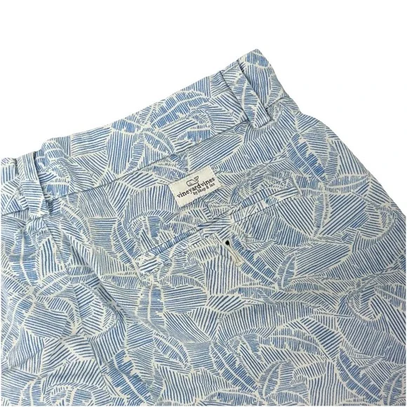 Vineyard Vines Shorts Men 30 Light Blue Palm Leaf Print Cotton Stretch Chino