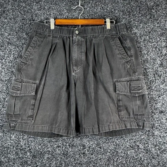 Tommy Bahama Mens Cargo Shorts XL Black Faded Pleated Elastic Waist Cotton Blend