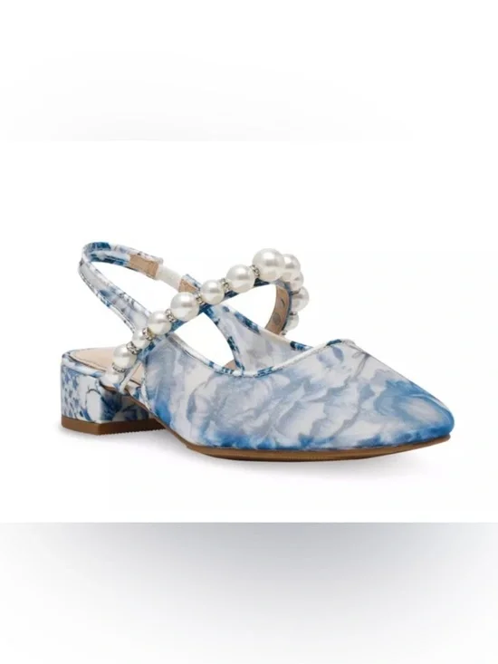 Betsey Johnson Kid's Evey Floral Slingback Flats in Blue/White Kids 4/Women's 6