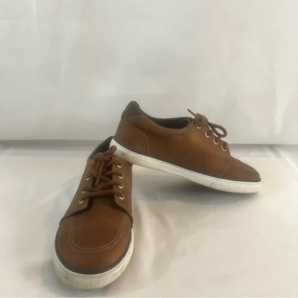 Nautica Boy Shoes Brown Casual Shoes size: USA 4