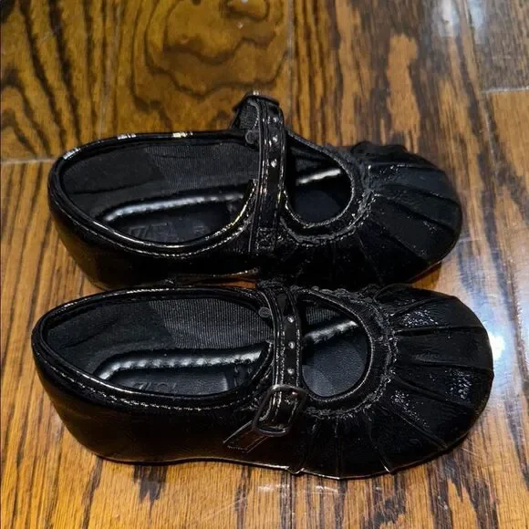Zara Black Dress Shoes with Strap and Glossy Finish