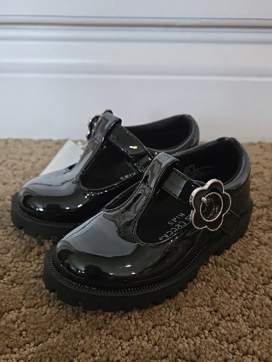 Baby Toddler Girls Falls Creek Eliza Patent Leather Shoes Size 5 6 7 8 9 NWT
