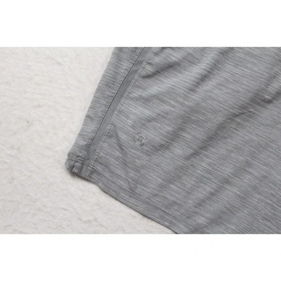 Lululemon Yoga Gym Shorts Gray Performance‎ Wicking Stretch Mens Small x 7