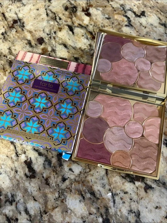 ⚡️❄️Tarte Buried Treasure Eyeshadow Palette