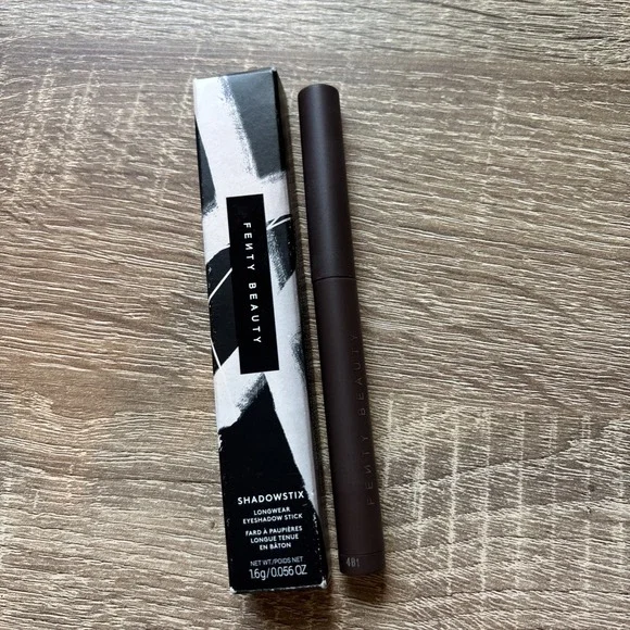 Fenty Beauty Shadowstix Longwear Eyeshadow Stick Brownie Badd'r 15 Matte Brown