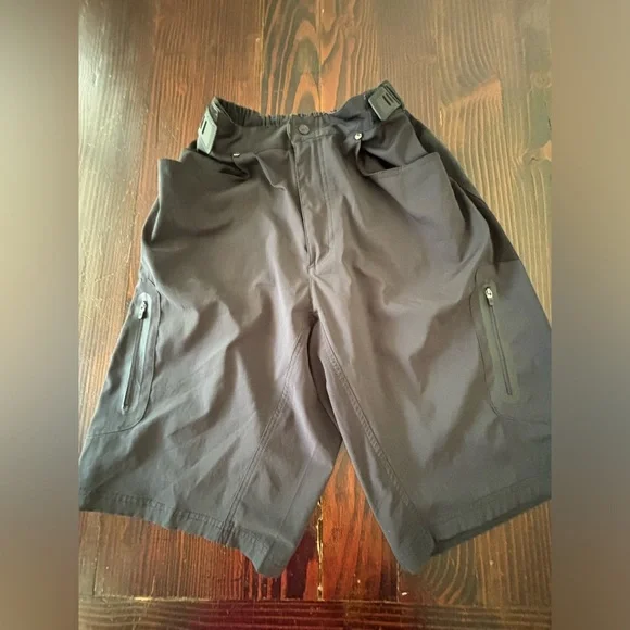Zoic | Ether Cycling Shorts | Men’s Large‎ | Cargo | Bike | Black