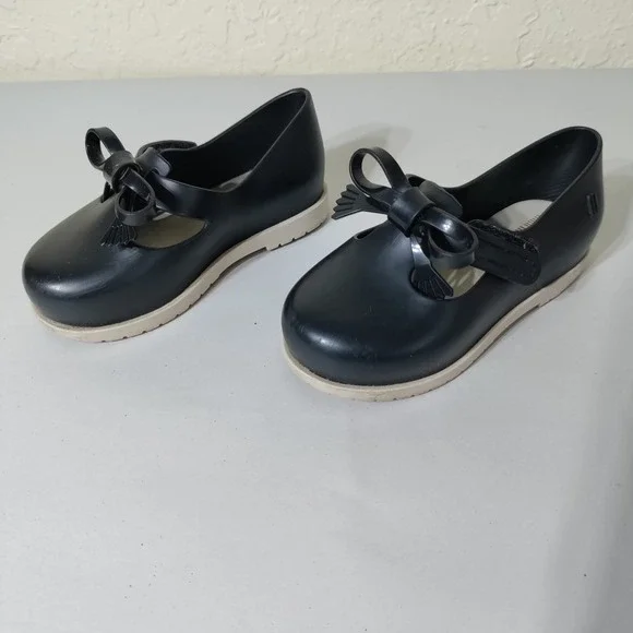 Mini Melissa Black Mary Jane Bow Tassel Shoes Girls Size 7 USA Lug Sole Flat