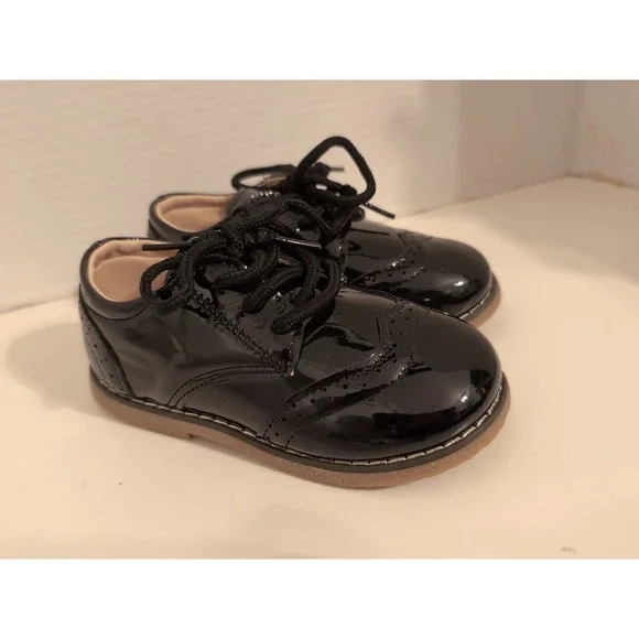NEW Meckior Black Faux Patent Leather Dressy Lace Up‎ Toddler Shoes Size 9.5/26