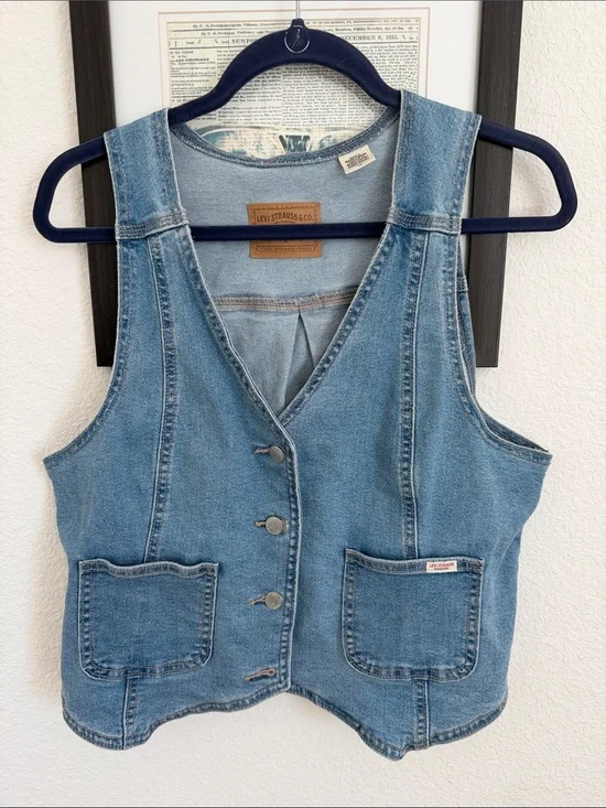 Levi's Light Blue Denim Button-Front Vest